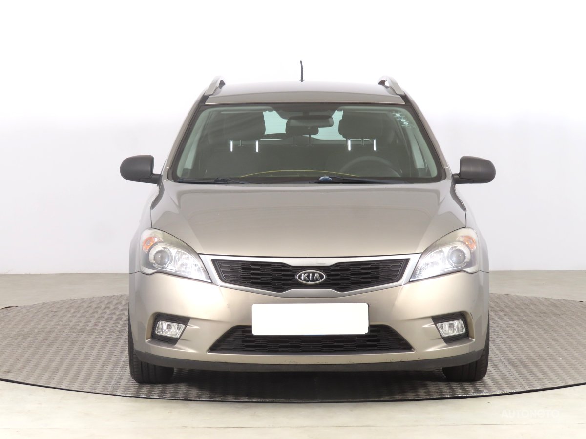 Kia Cee´d, 2010 - pohled č. 2