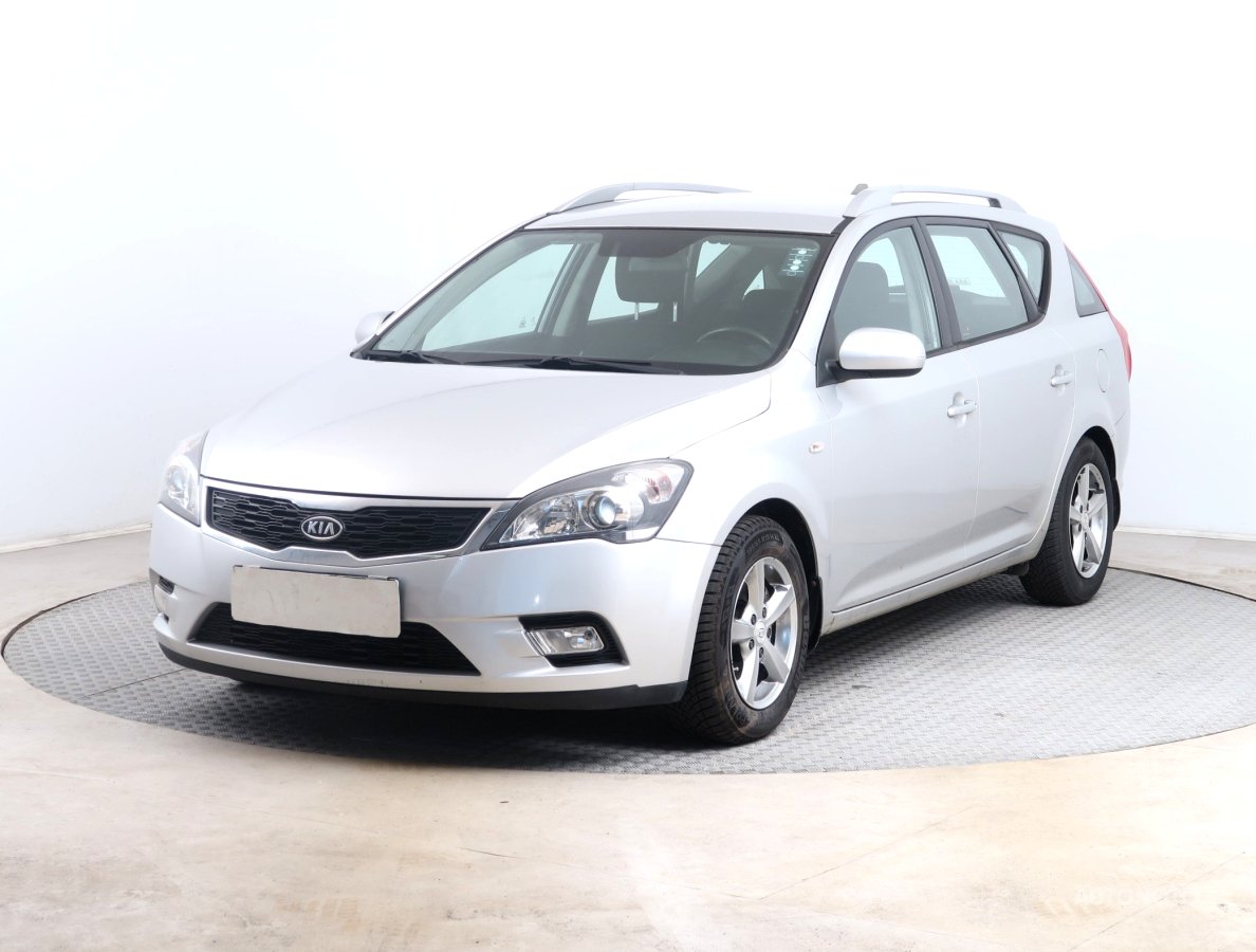 Kia Cee´d, 2010 - pohled č. 3