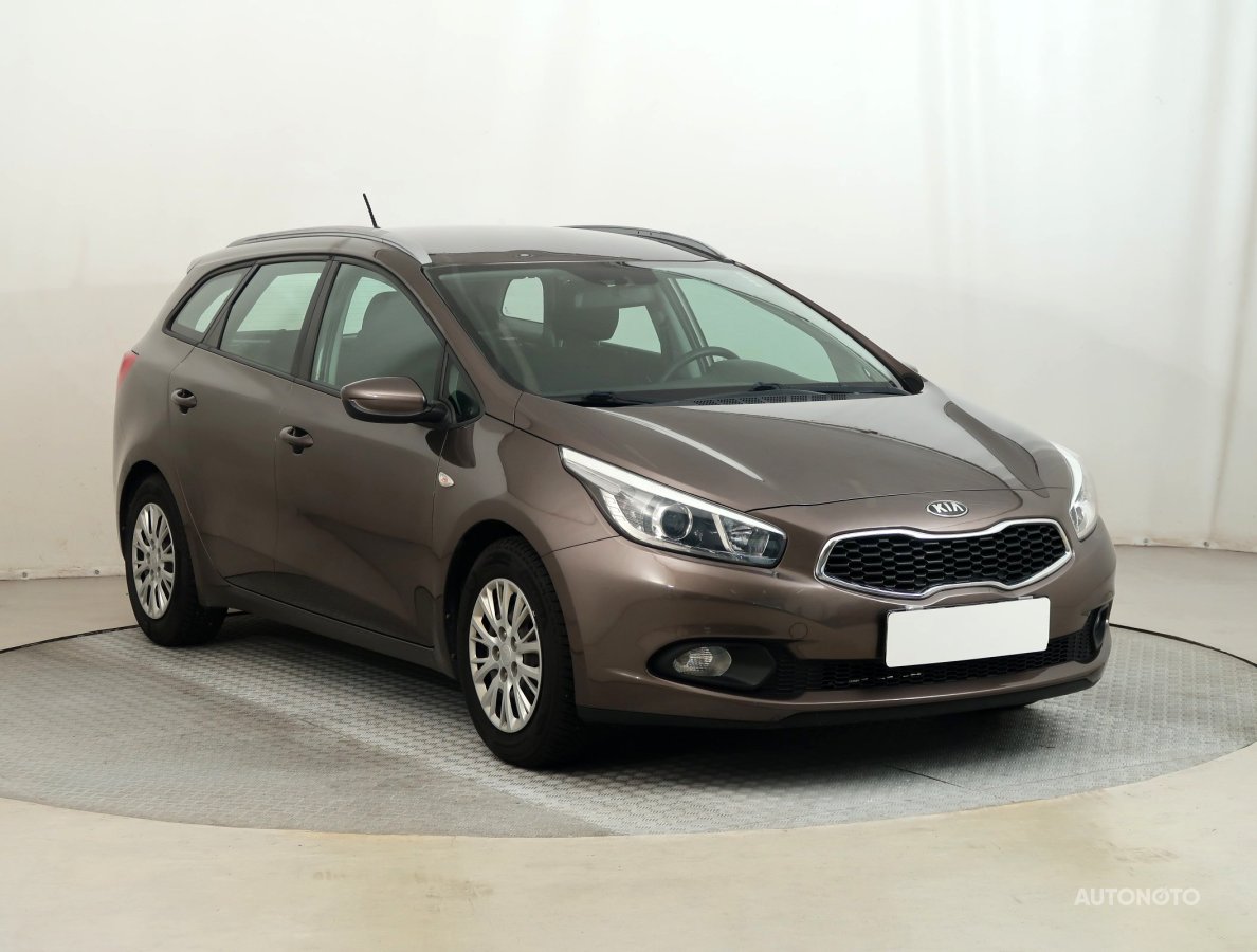 Kia Cee´d, 2012 - celkový pohled
