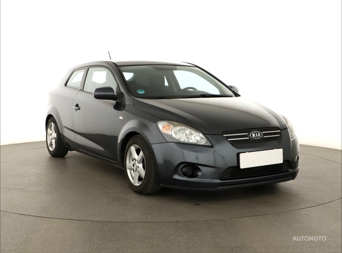 Kia Cee´d, 2010 - celkový pohled