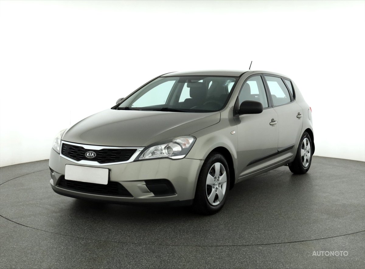 Kia Cee´d, 2010 - pohled č. 3