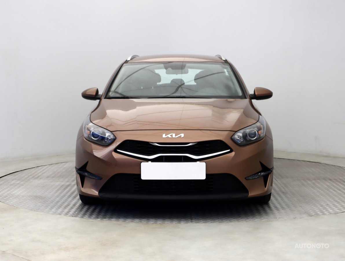 Kia Cee´d, 2022 - pohled č. 2