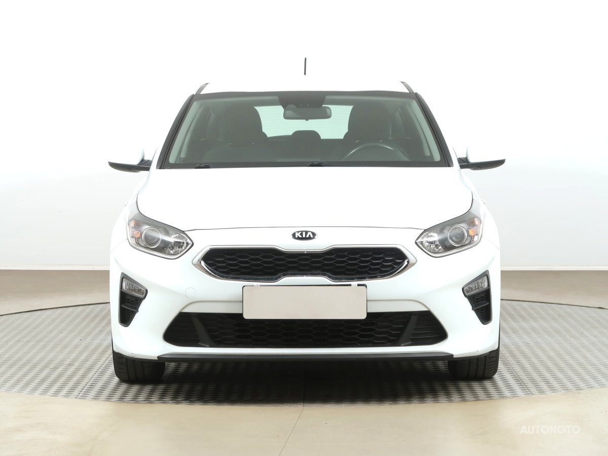 Kia Cee´d, 2020 - pohled č. 2