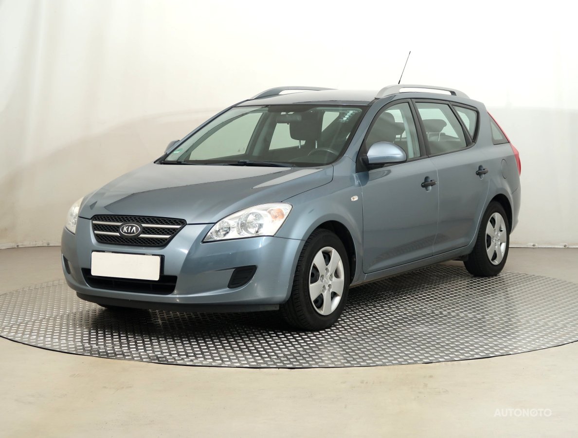 Kia Cee´d, 2009 - pohled č. 3