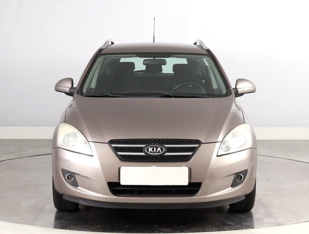 Kia Cee´d, 2009 - pohled č. 2