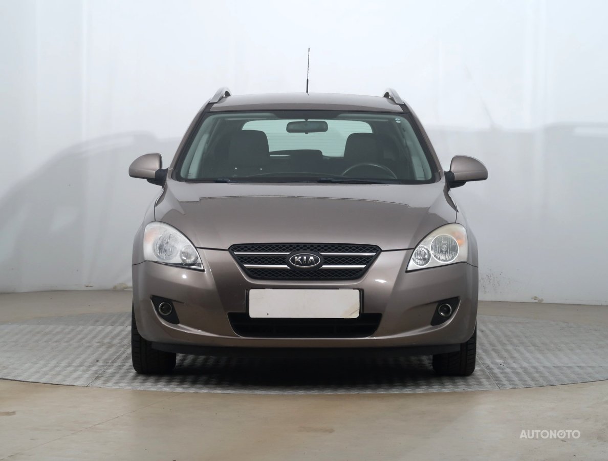 Kia Cee´d, 2008 - pohled č. 2