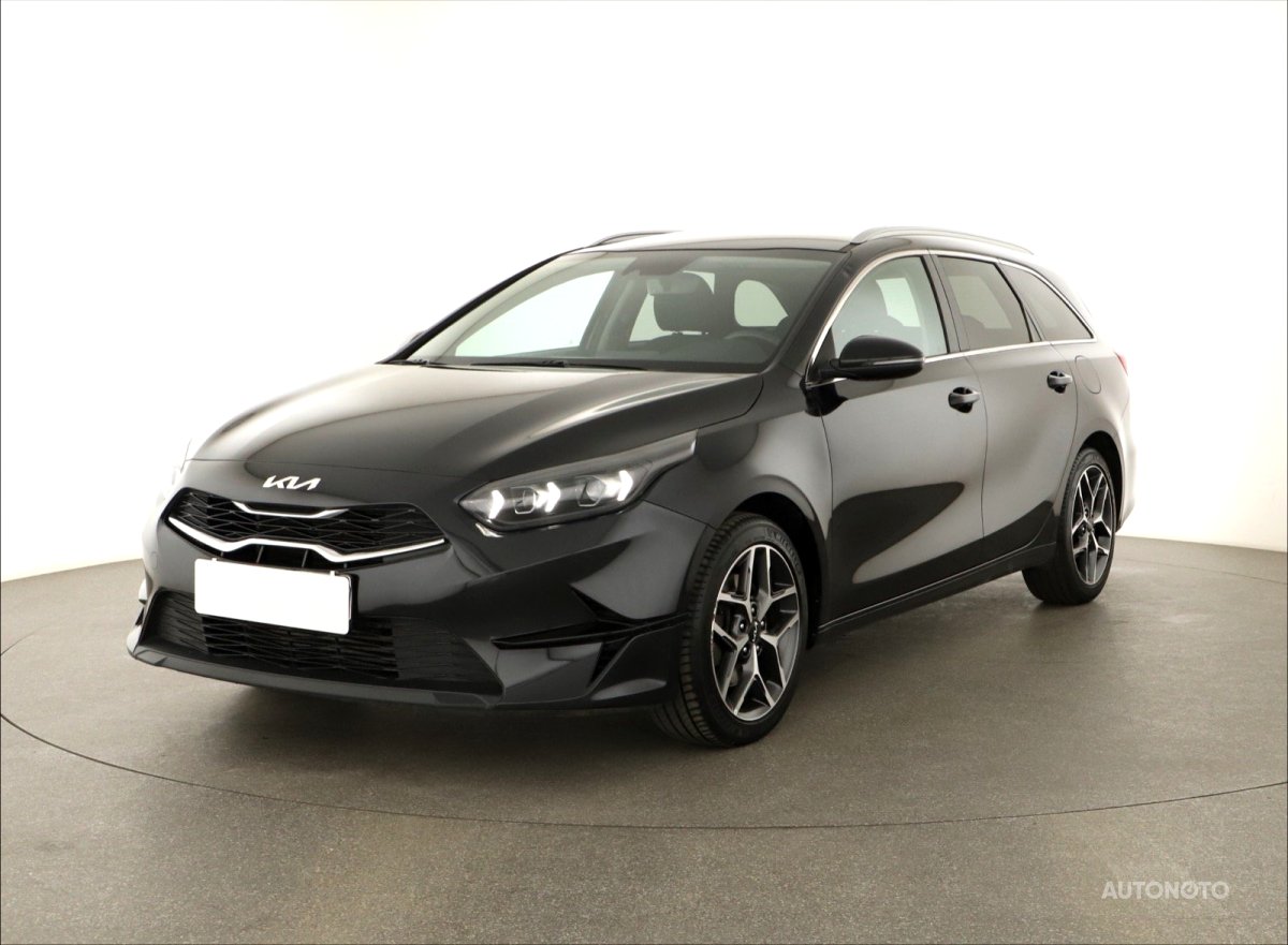 Kia Cee´d, 2023 - pohled č. 3