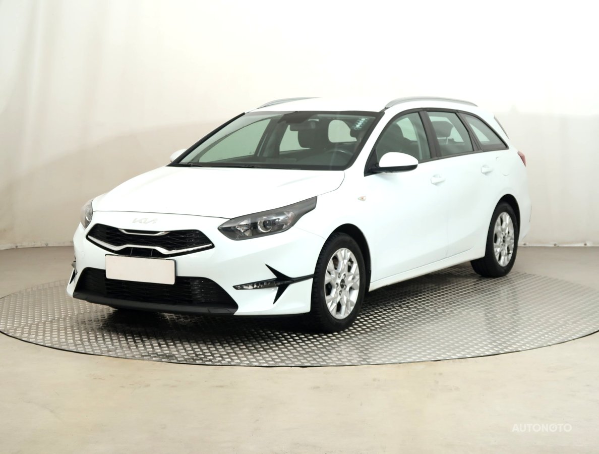 Kia Cee´d, 2022 - pohled č. 3