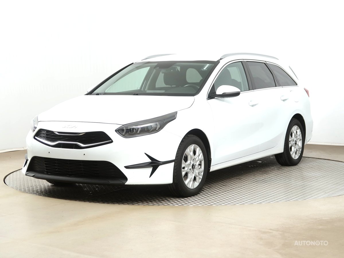 Kia Cee´d, 2022 - pohled č. 3