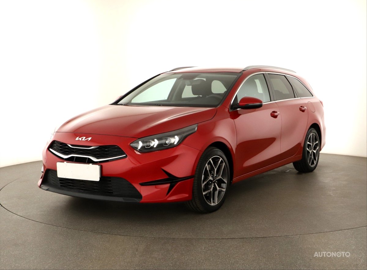 Kia Cee´d, 2023 - pohled č. 3