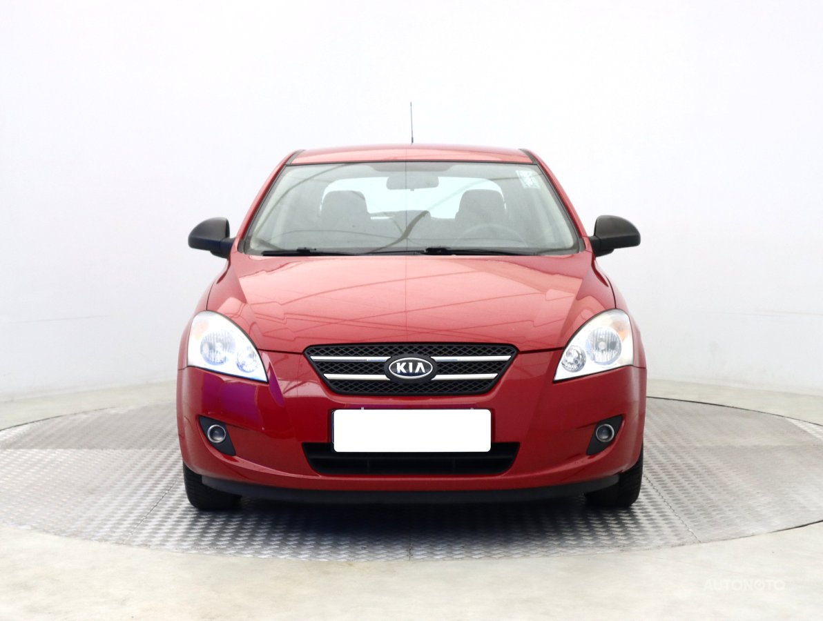 Kia Cee´d, 2009 - pohled č. 2