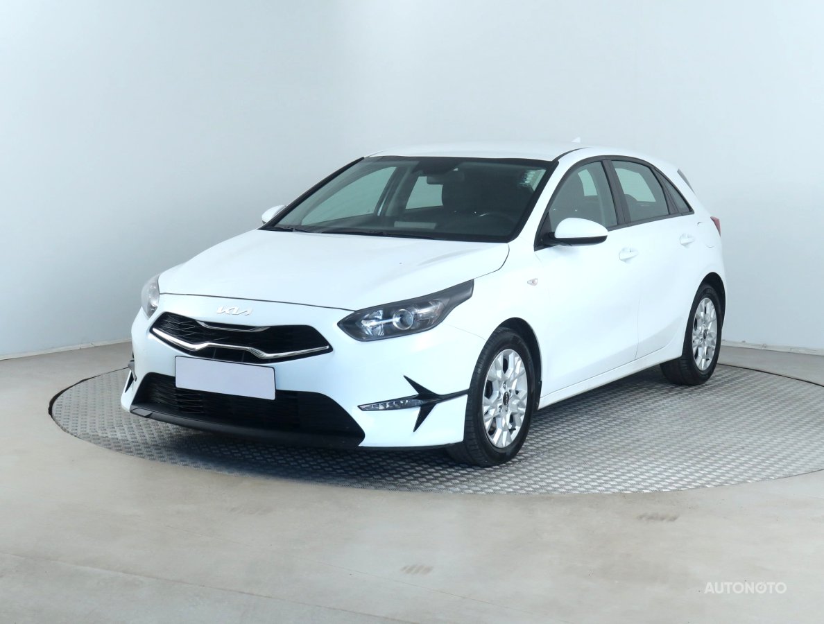 Kia Cee´d, 2022 - pohled č. 3