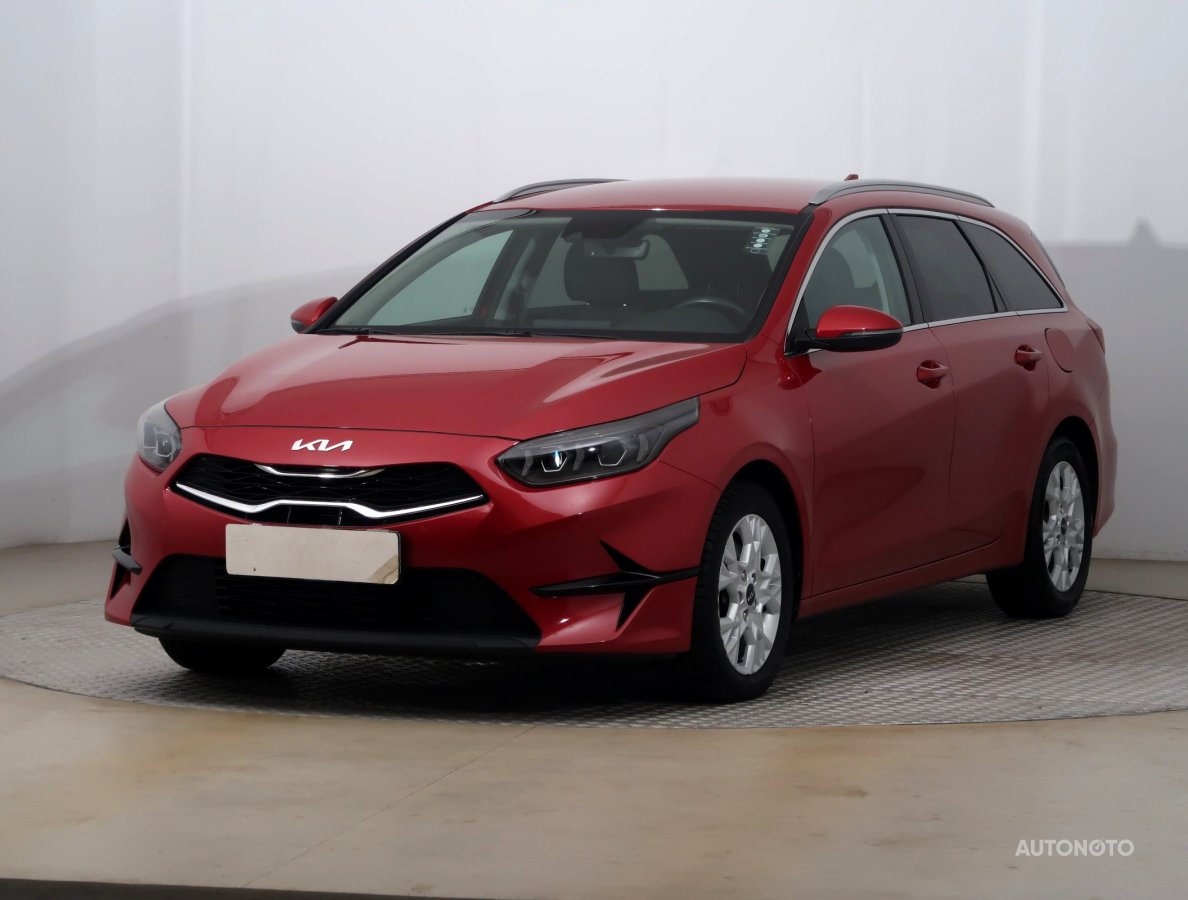 Kia Cee´d, 2023 - pohled č. 3