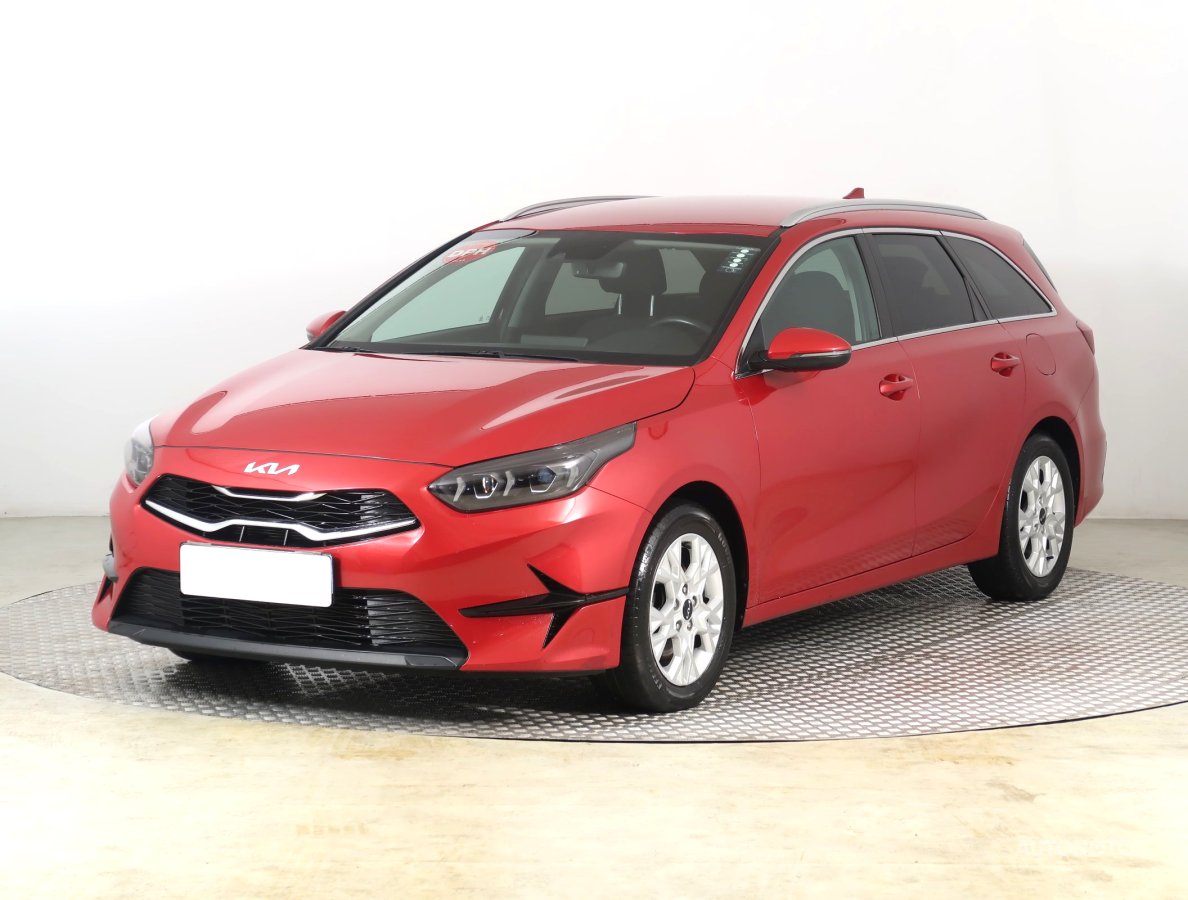 Kia Cee´d, 2023 - pohled č. 3