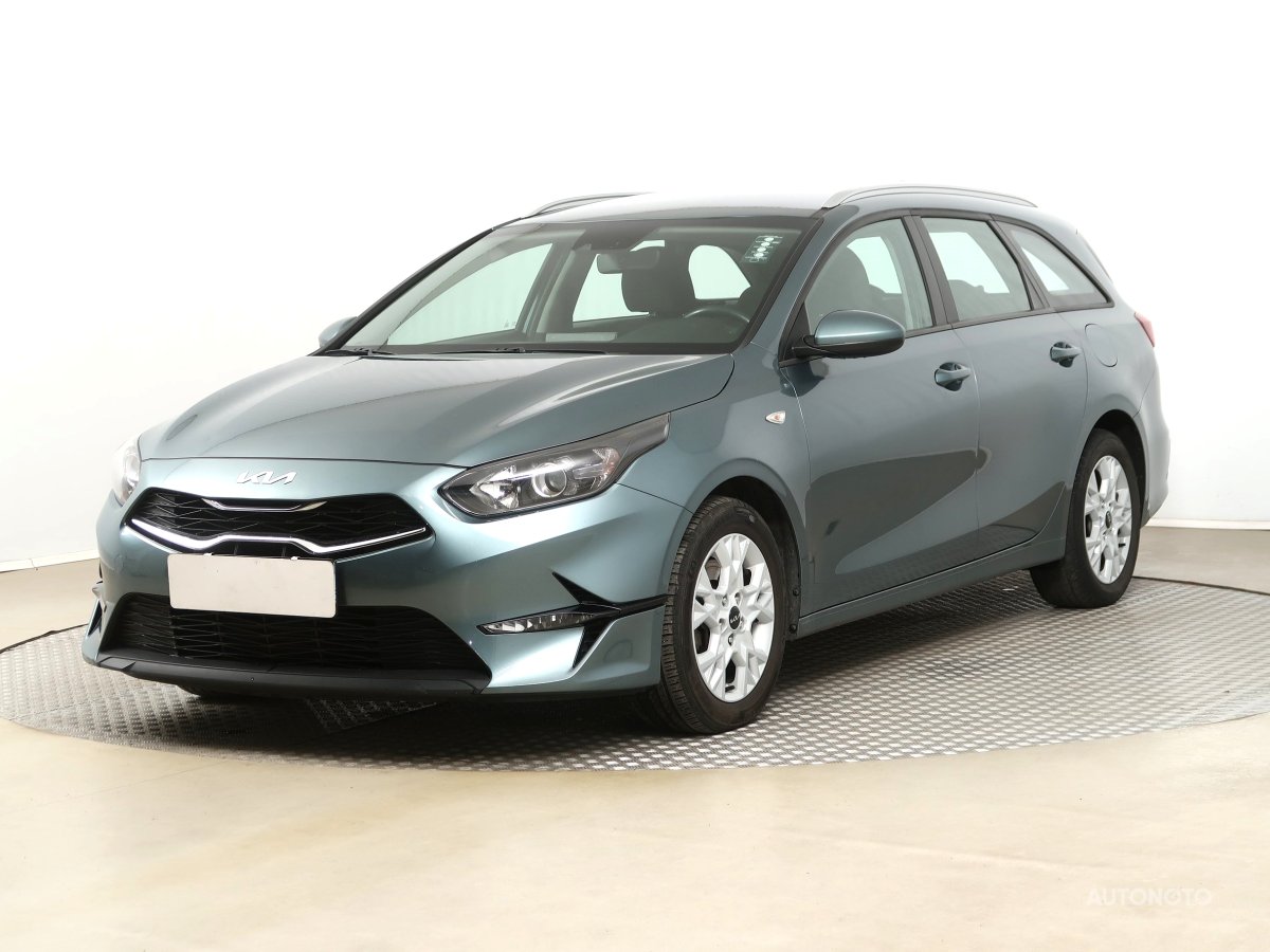 Kia Cee´d, 2023 - pohled č. 3