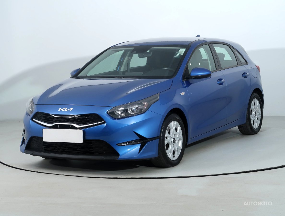 Kia Cee´d, 2023 - pohled č. 3