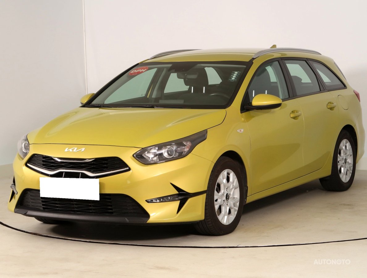 Kia Cee´d, 2023 - pohled č. 3