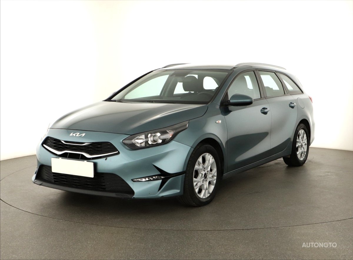 Kia Cee´d, 2023 - pohled č. 3