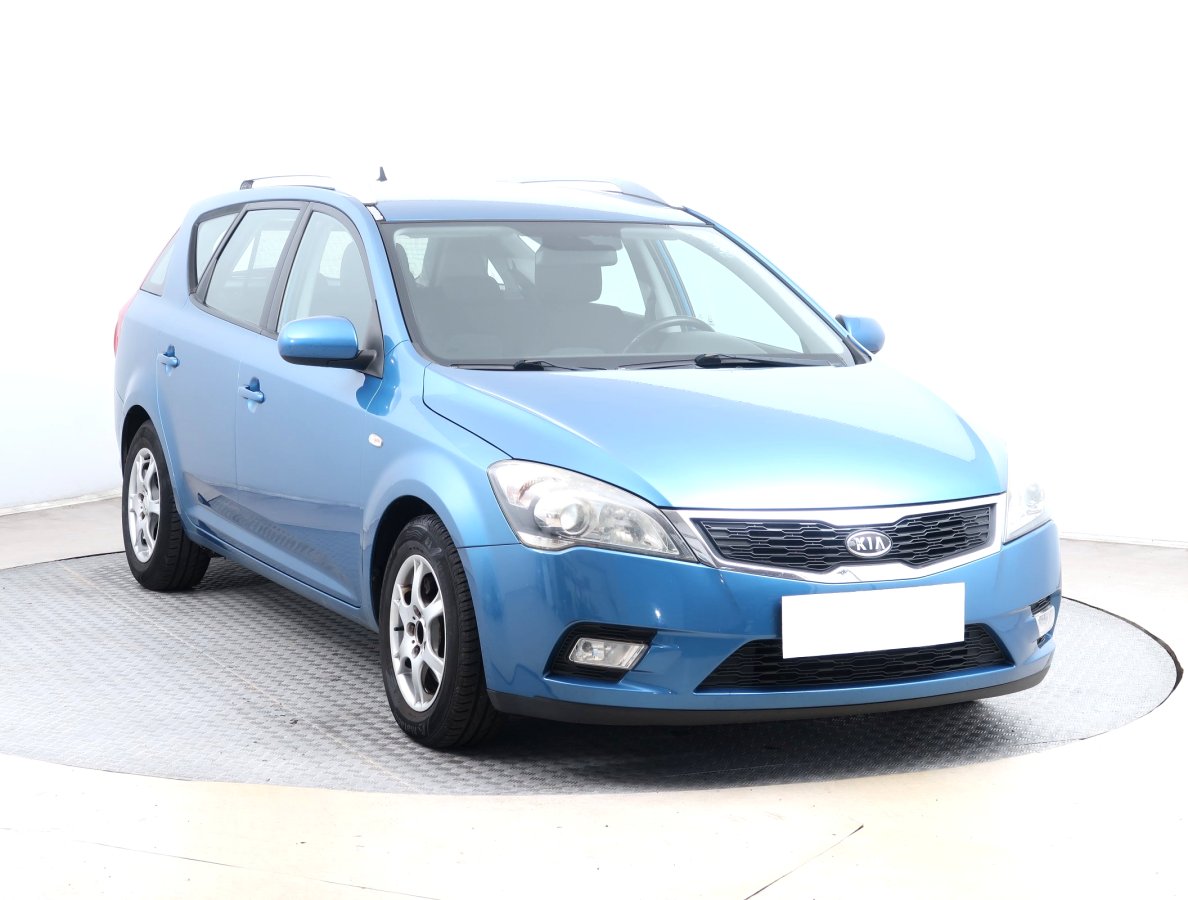 Kia Cee´d, 2011 - celkový pohled