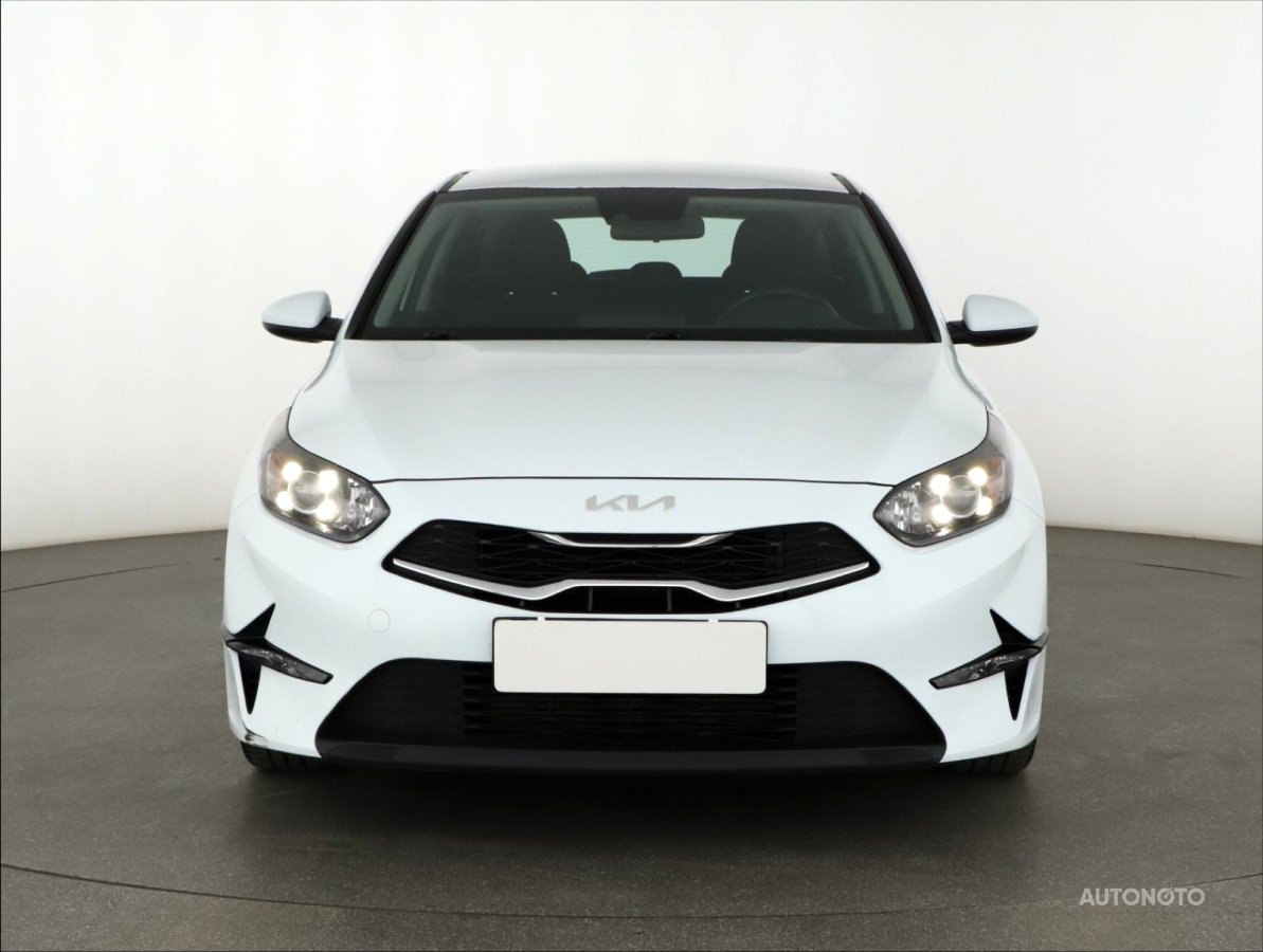 Kia Cee´d, 2022 - pohled č. 2