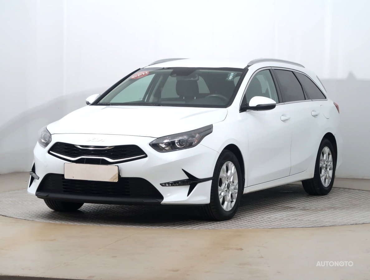 Kia Cee´d, 2022 - pohled č. 3