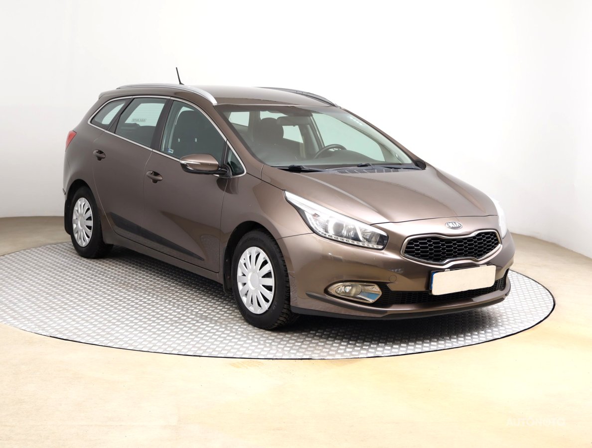 Kia Cee´d, 2013 - celkový pohled