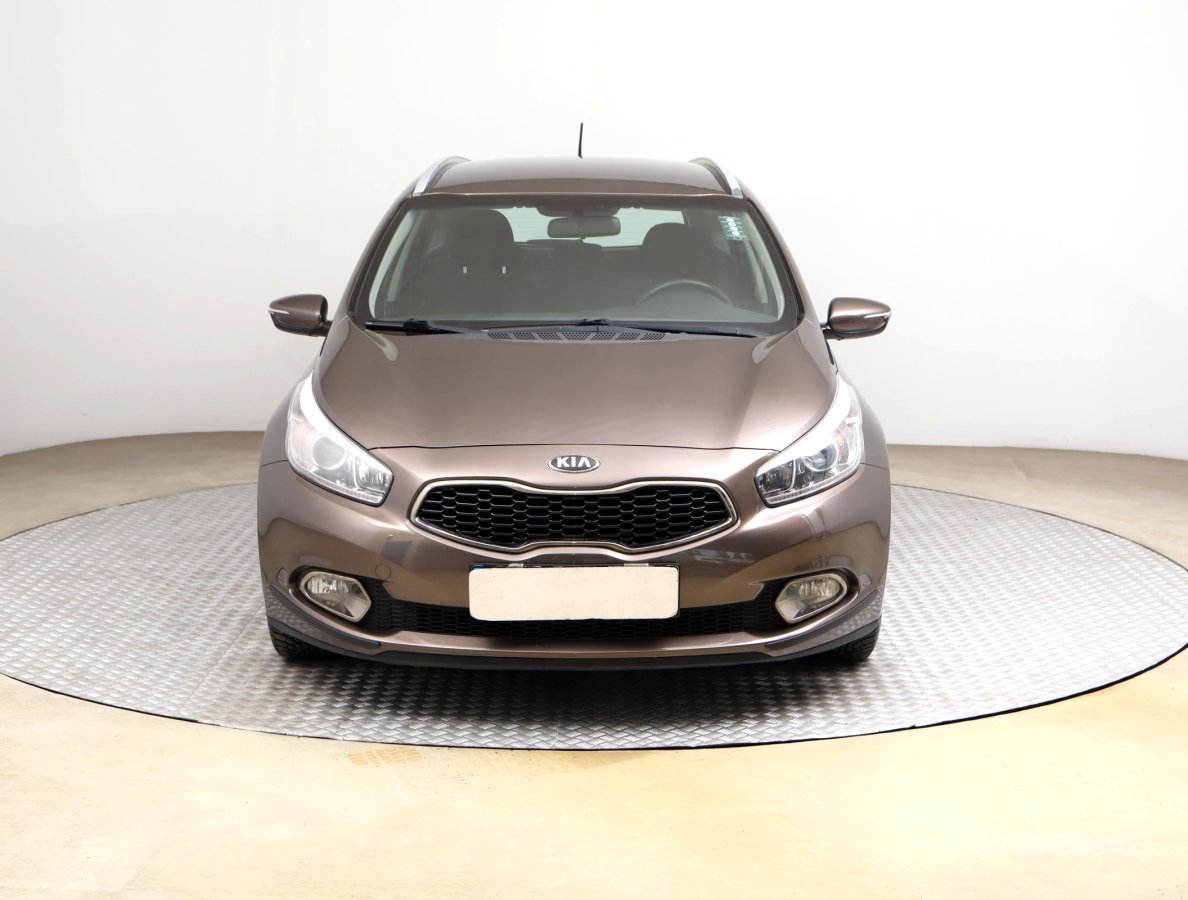 Kia Cee´d, 2013 - pohled č. 2