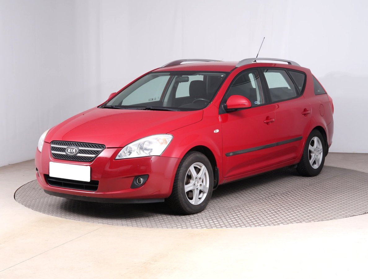 Kia Cee´d, 2008 - pohled č. 3