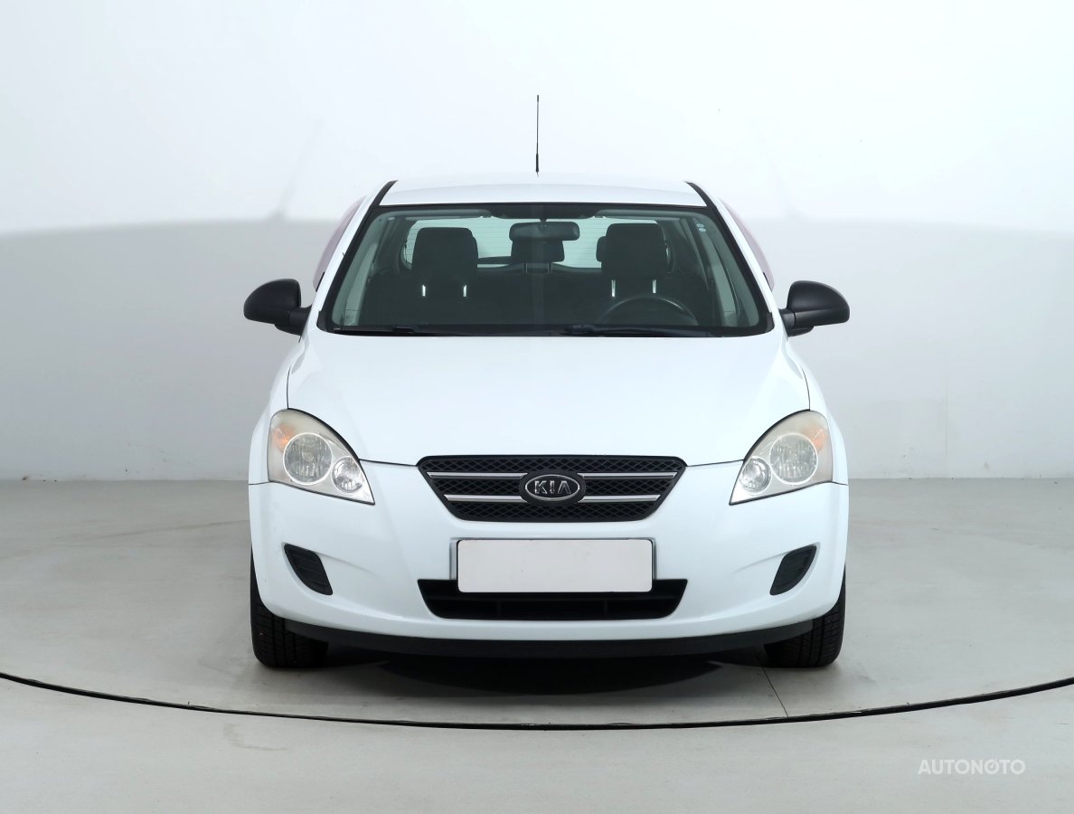 Kia Cee´d, 2008 - pohled č. 2