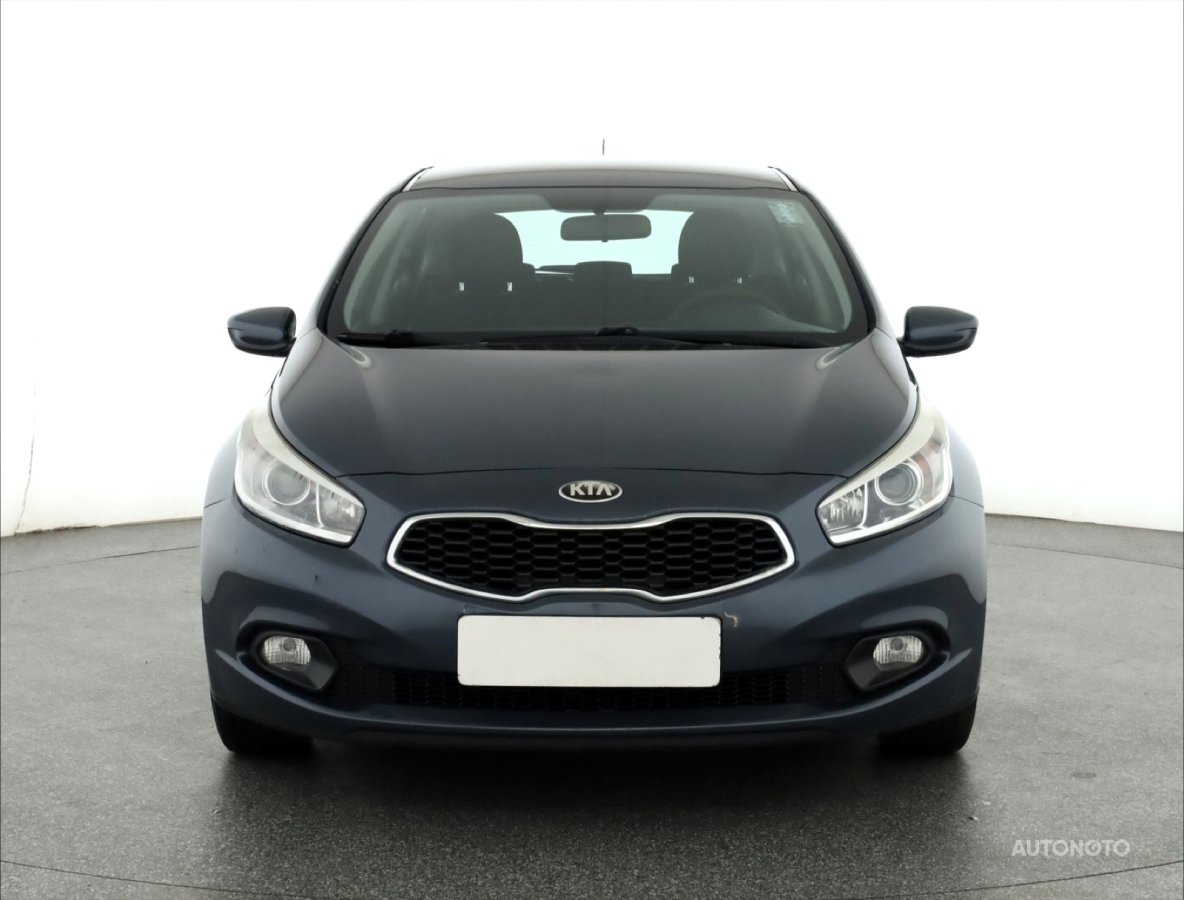 Kia Cee´d, 2012 - pohled č. 2