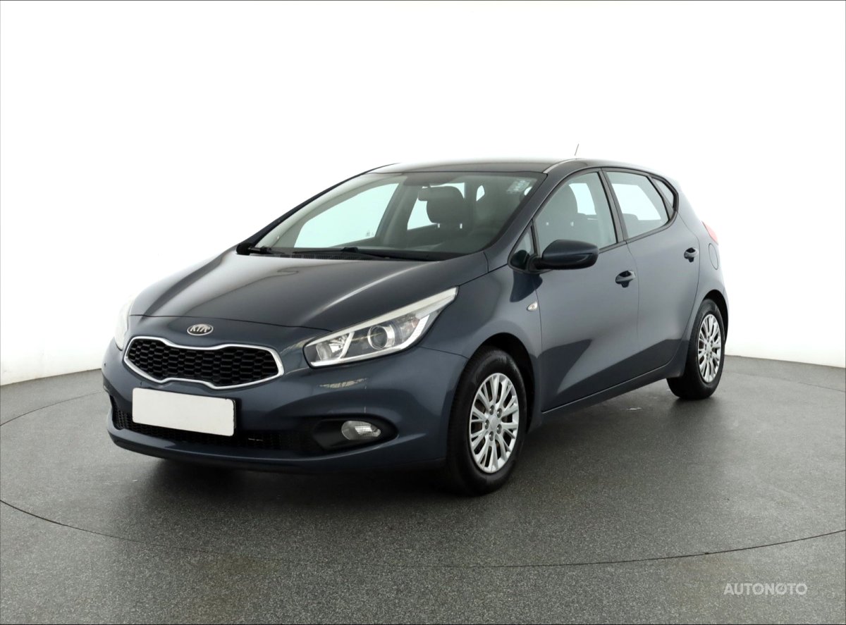 Kia Cee´d, 2012 - pohled č. 3