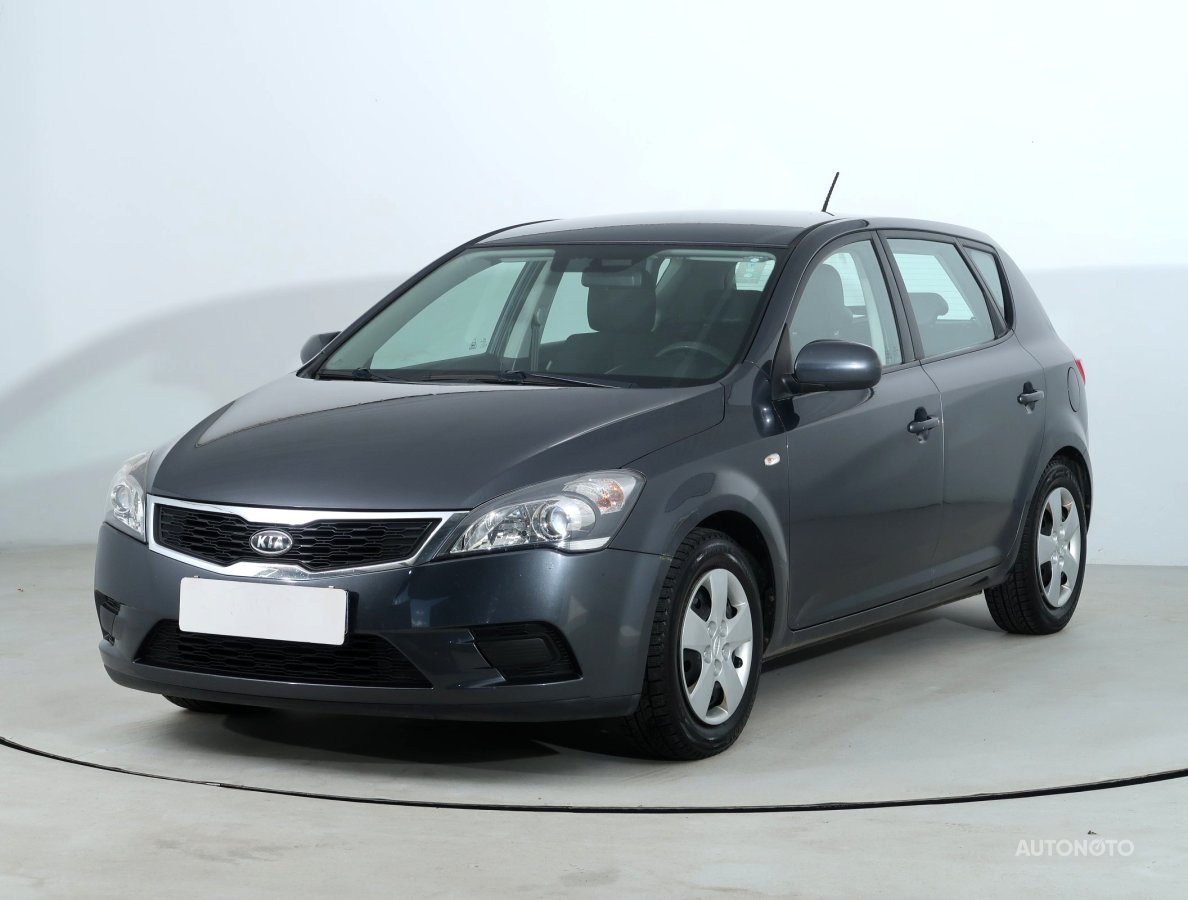 Kia Cee´d, 2010 - pohled č. 3