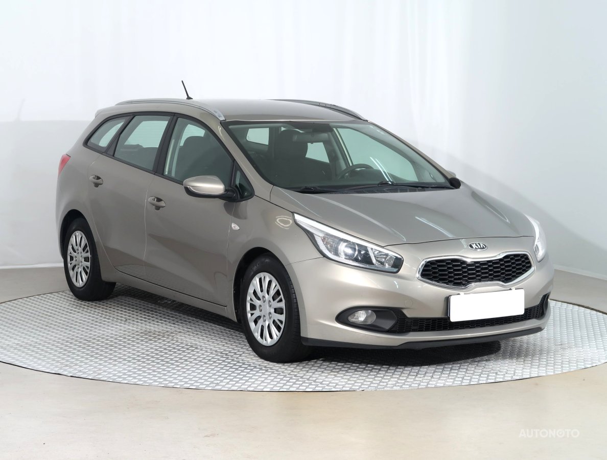 Kia Cee´d, 2012 - celkový pohled