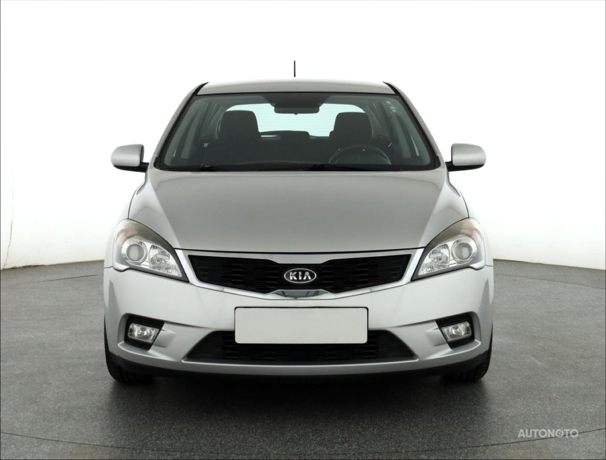 Kia Cee´d, 2011 - pohled č. 2