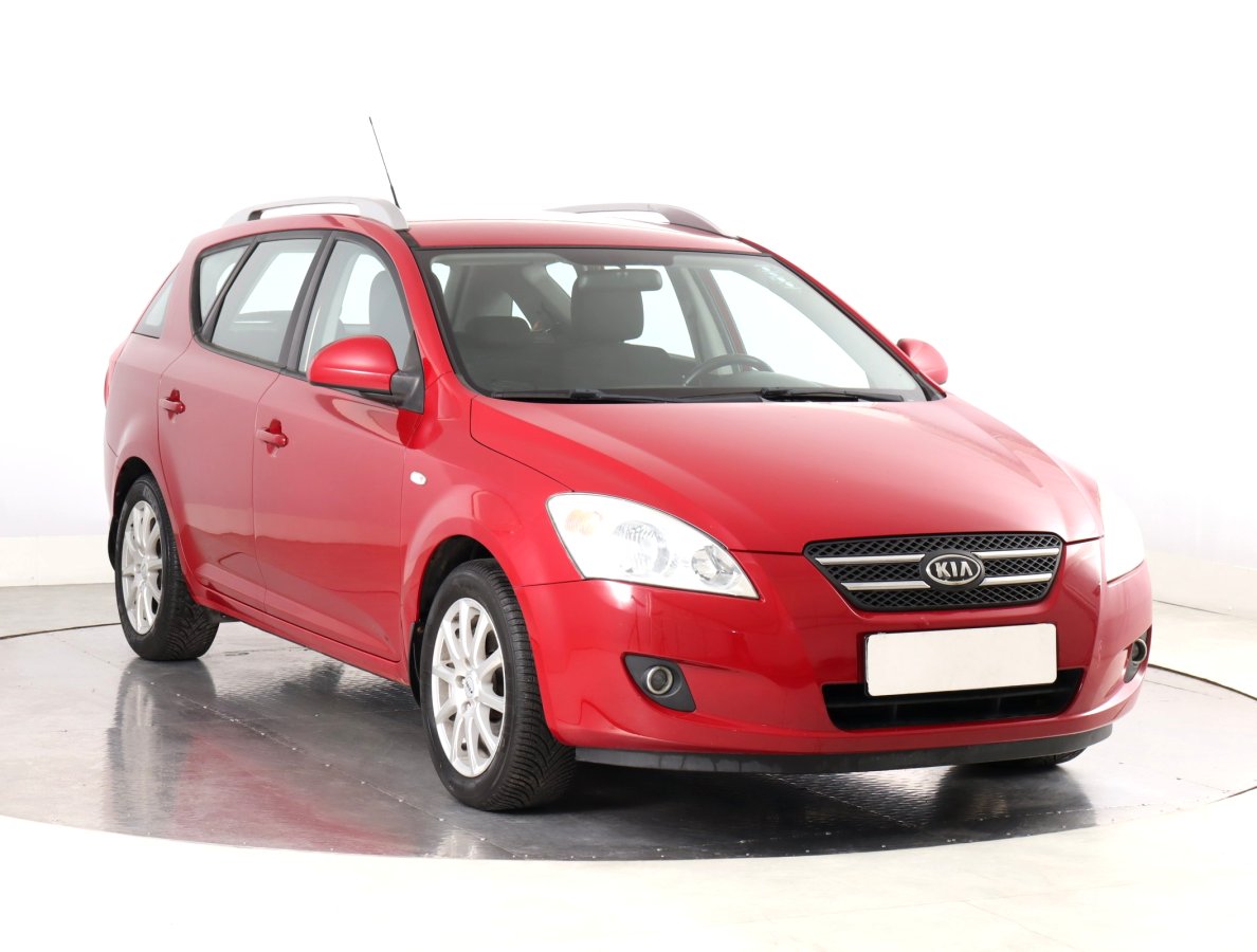 Kia Cee´d, 2009 - celkový pohled