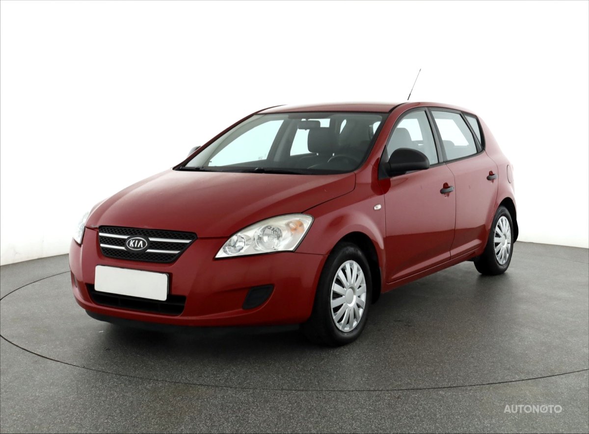 Kia Cee´d, 2009 - pohled č. 3