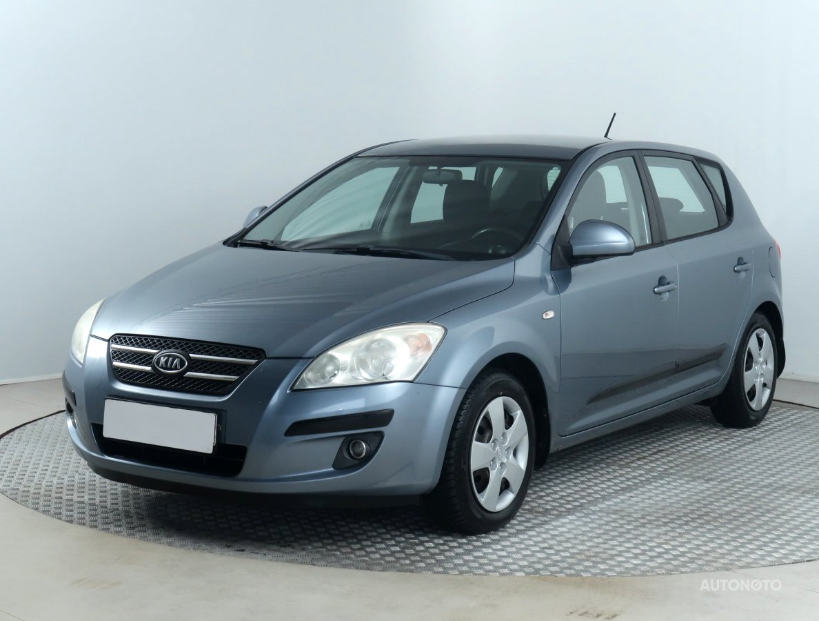 Kia Cee´d, 2009 - pohled č. 3