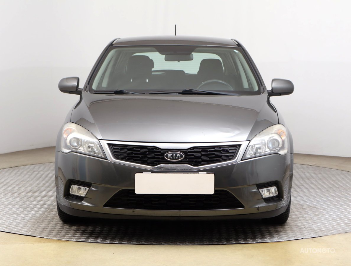 Kia Cee´d, 2010 - pohled č. 2