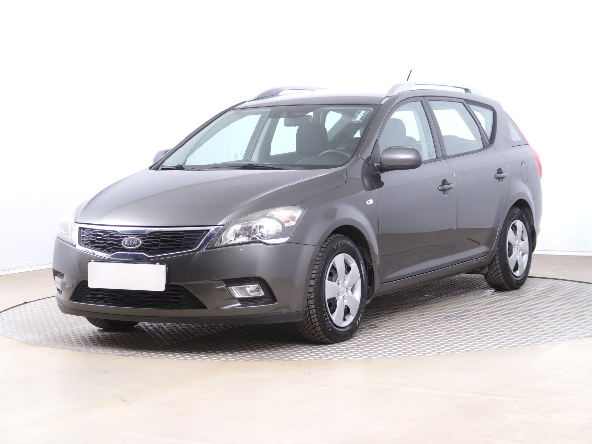 Kia Cee´d, 2011 - pohled č. 3