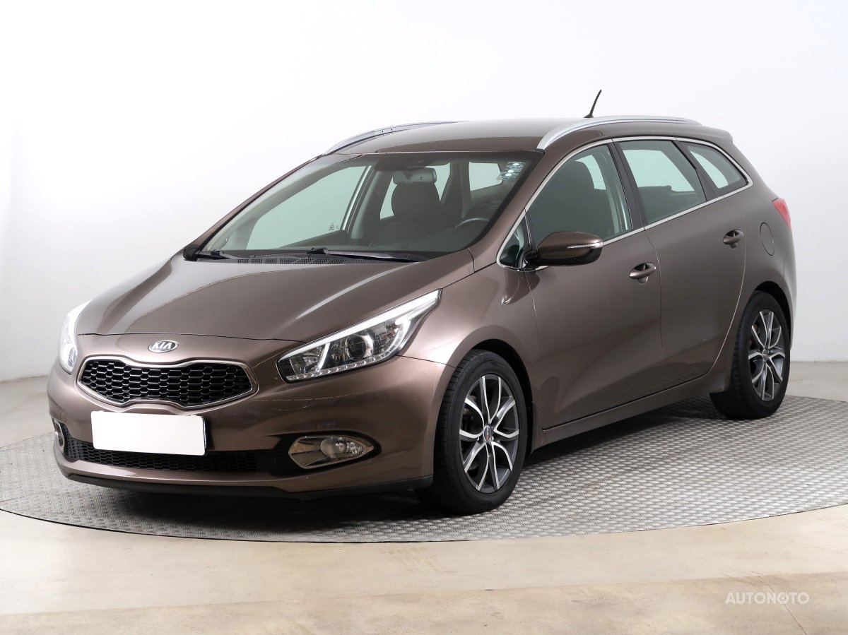 Kia Cee´d, 2012 - pohled č. 3