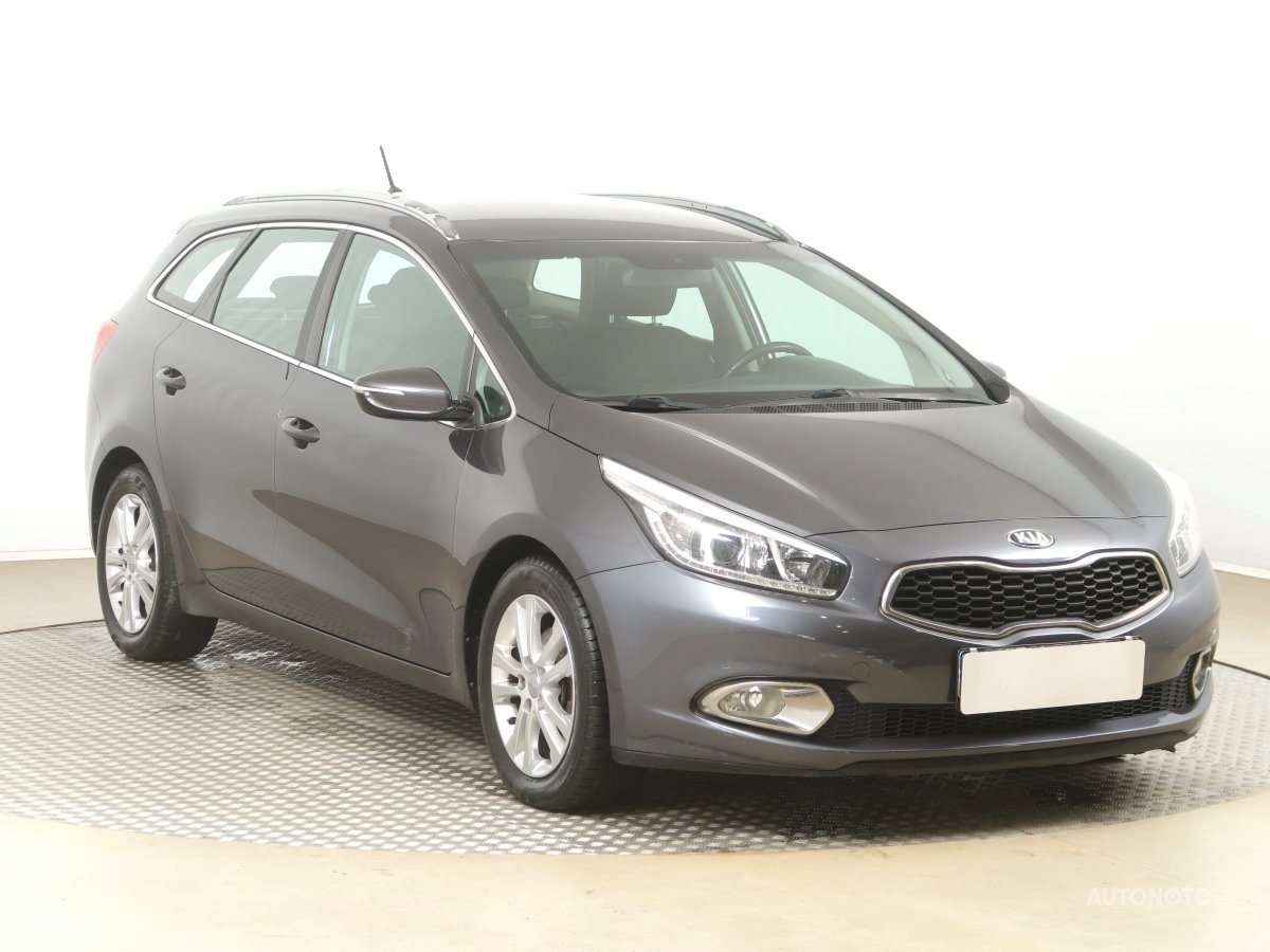 Kia Cee´d, 2013 - celkový pohled