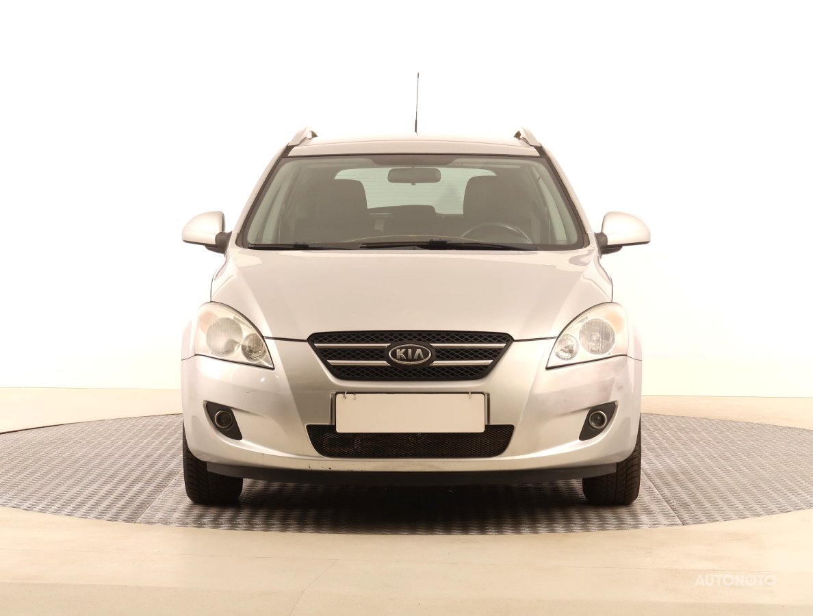 Kia Cee´d, 2008 - pohled č. 2