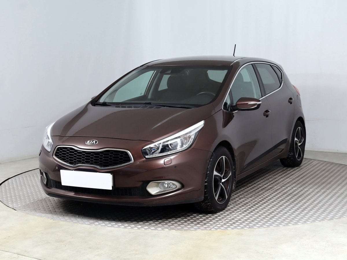 Kia Cee´d, 2013 - pohled č. 3