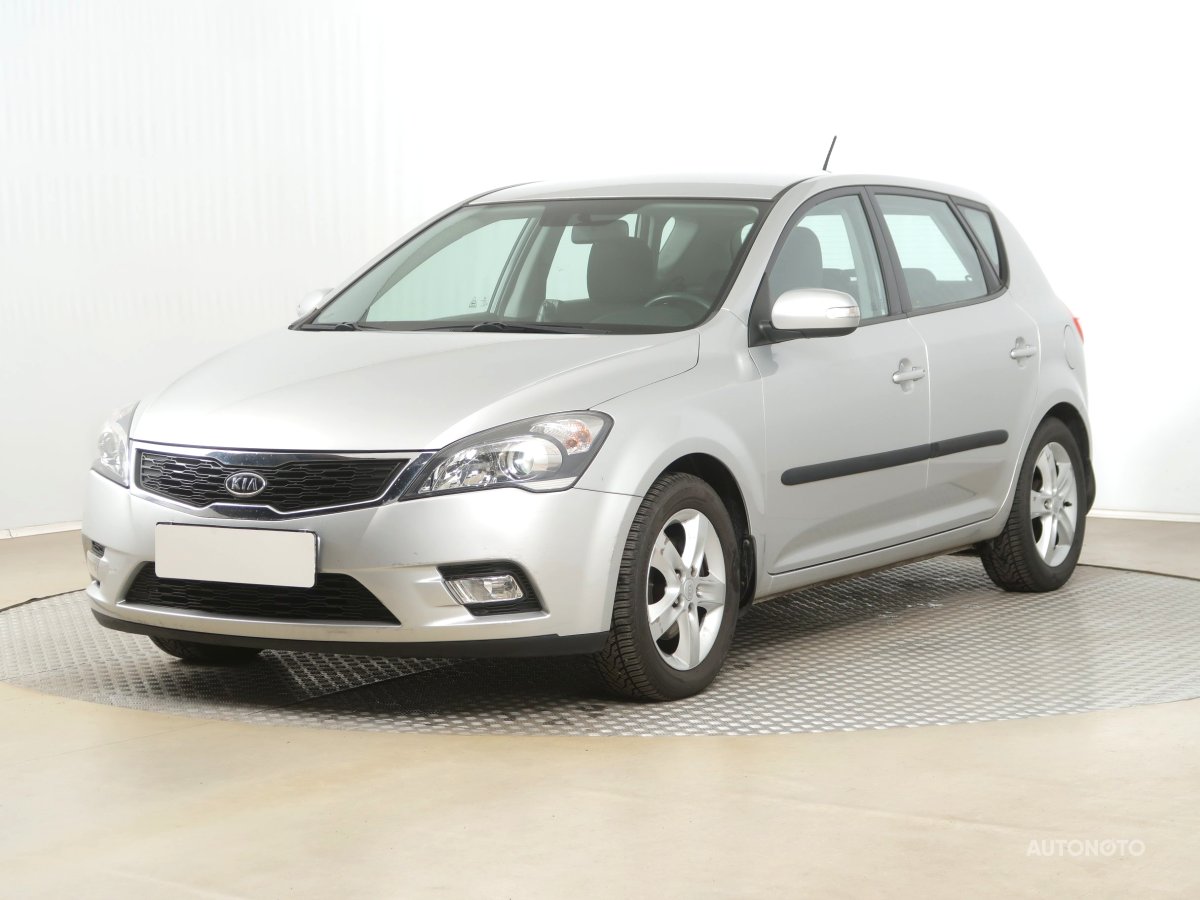 Kia Cee´d, 2011 - pohled č. 3