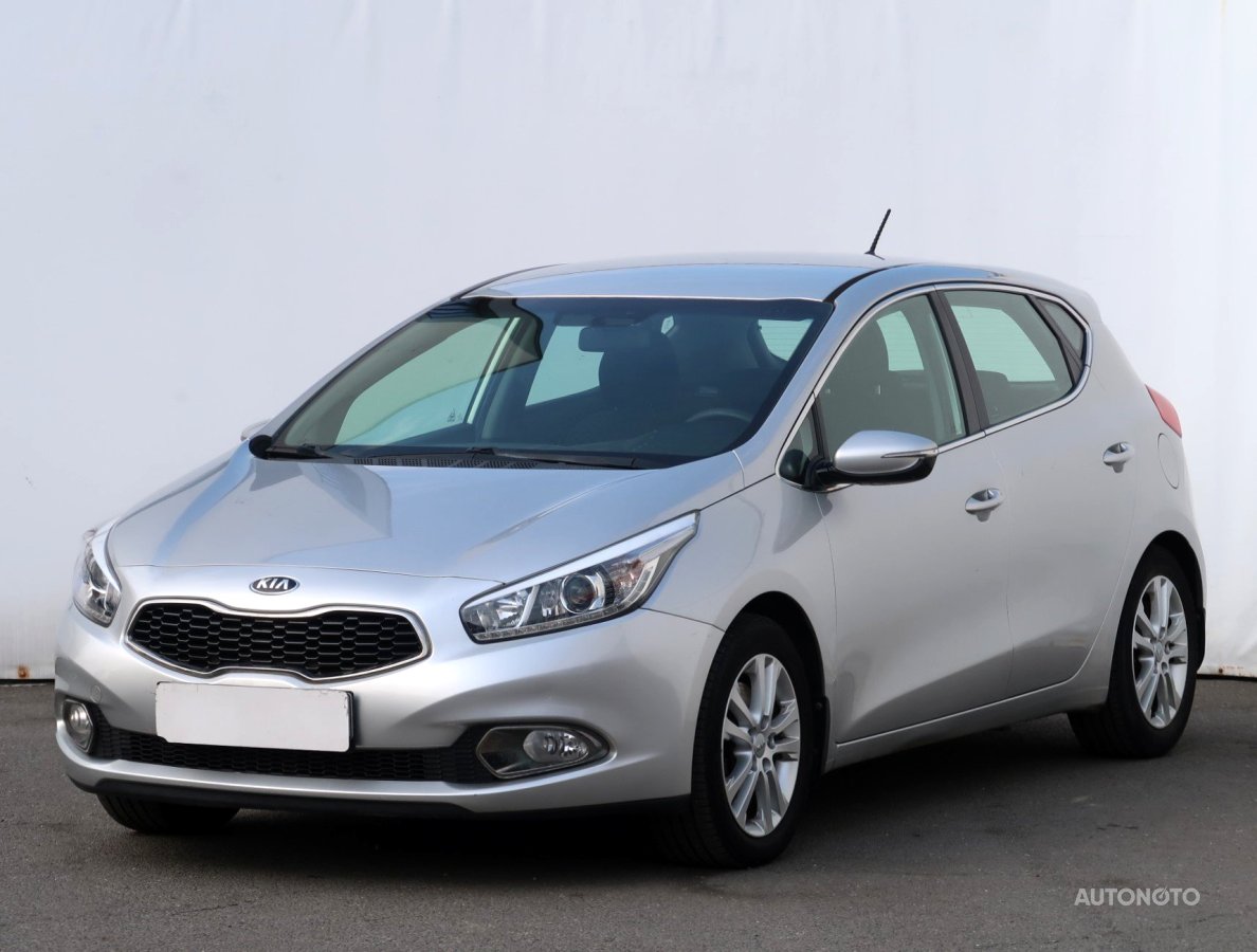 Kia Cee´d, 2013 - pohled č. 3
