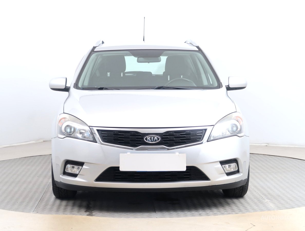 Kia Cee´d, 2011 - pohled č. 2