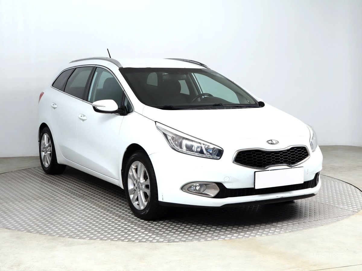 Kia Cee´d, 2013 - celkový pohled