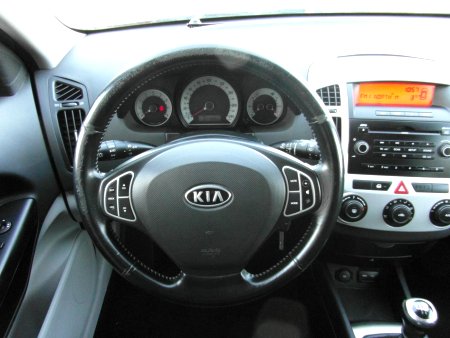 Kia Cee´d, 2008 - pohled č. 9
