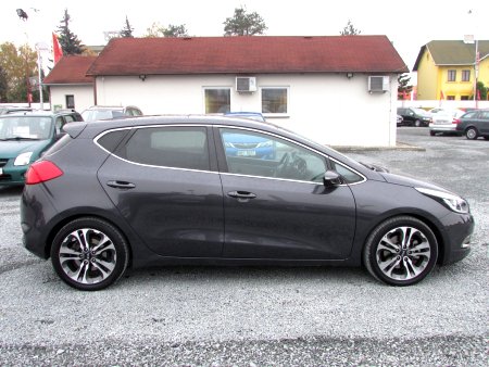 Kia Cee´d, 2013 - pohled č. 4