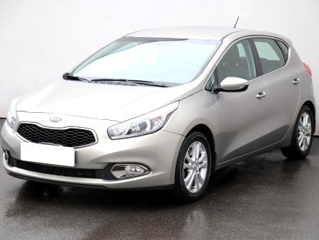 Kia Cee´d, 2012 - pohled č. 3